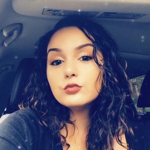 Meet your Posher, Karina